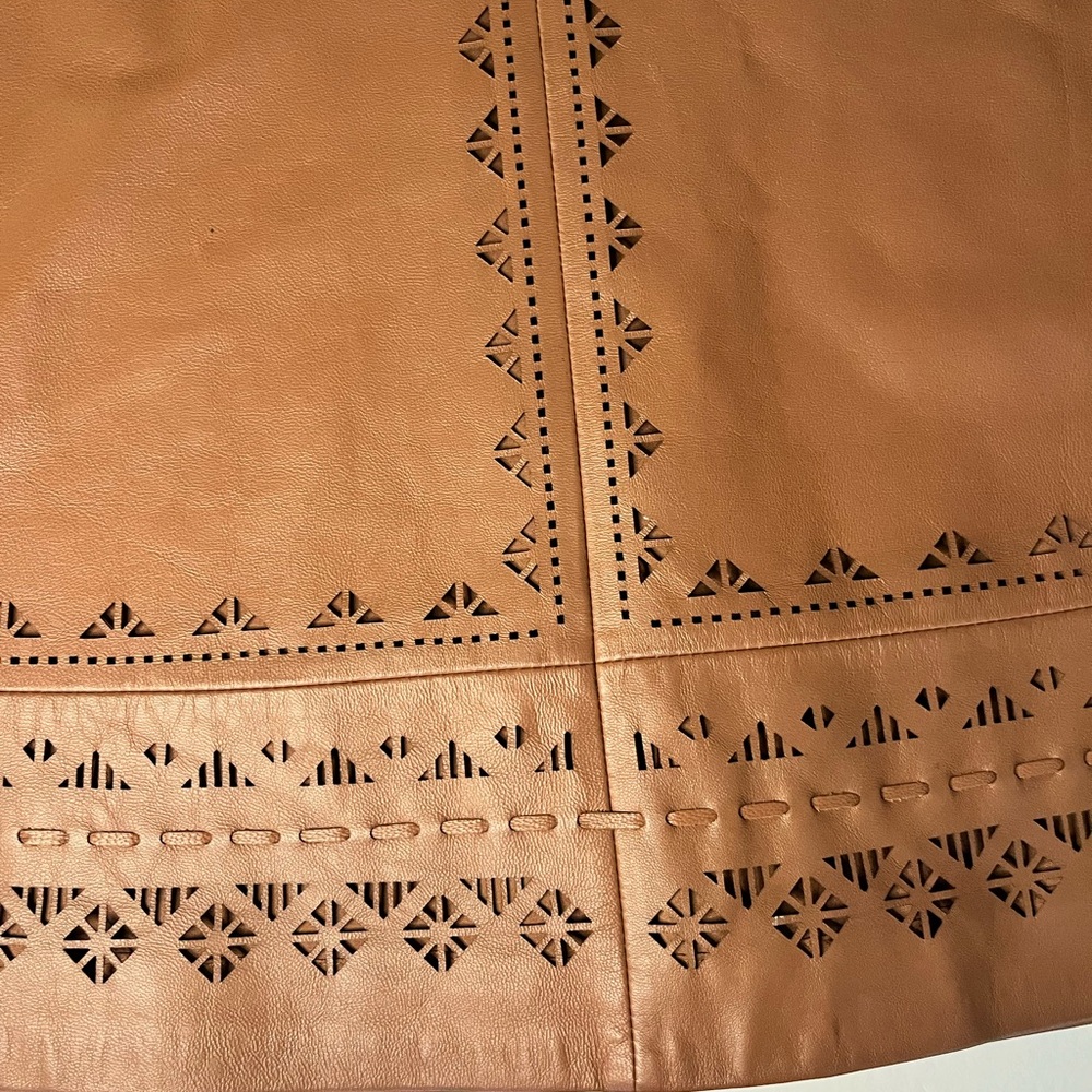 White House Black Market Leather Skirt Size‎ 4 Laser Cut Artisan Boho Western - Picture 2 of 12